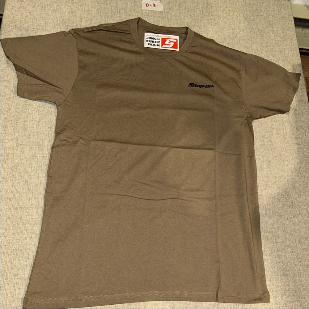 Snap Olive Men's Short Sleeve Tee
